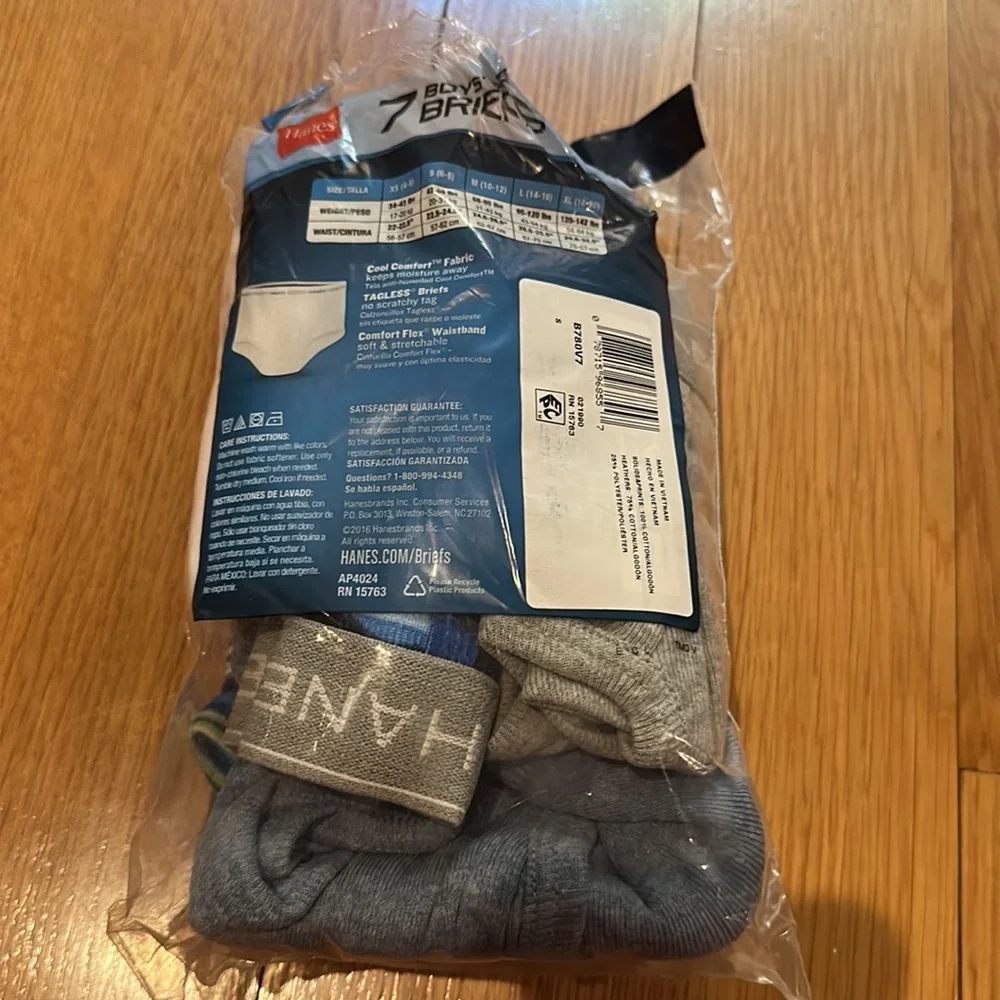 Hanes boys Six Pack Of Tagless Briefs (Assorted)